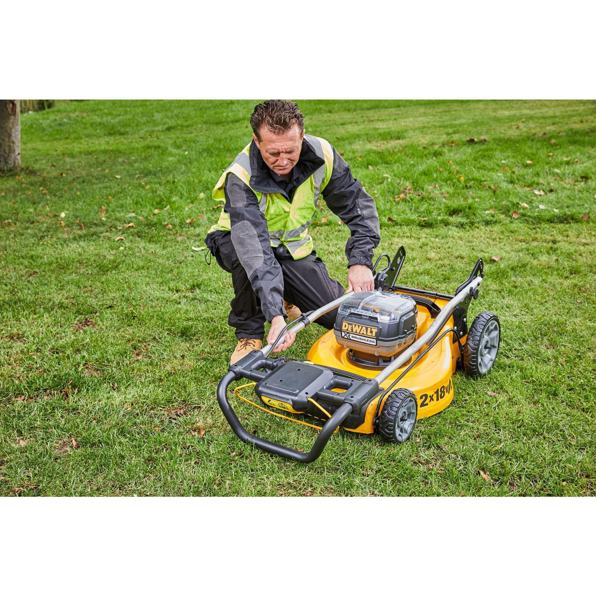 2 x 18V XR Li Ion Lawn Mower Bare Unit DEWALT