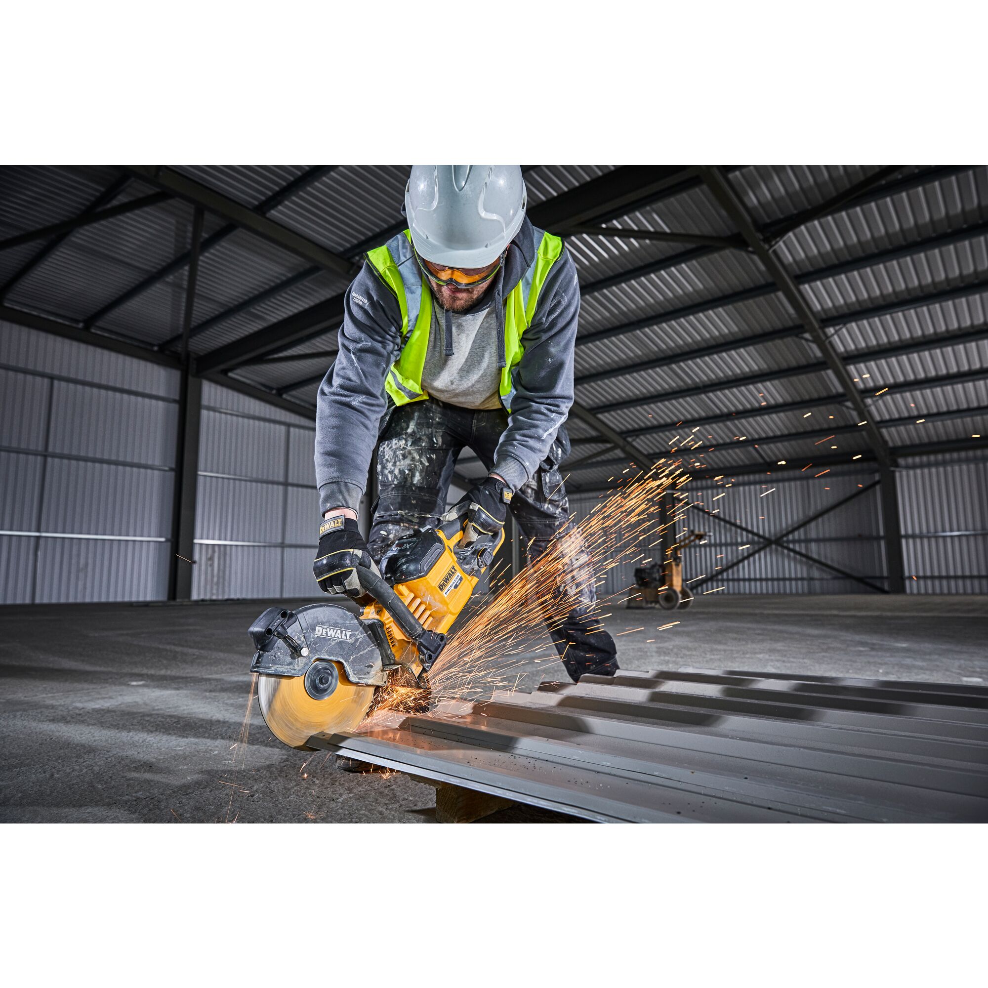 Dewalt 54v sales cut off saw