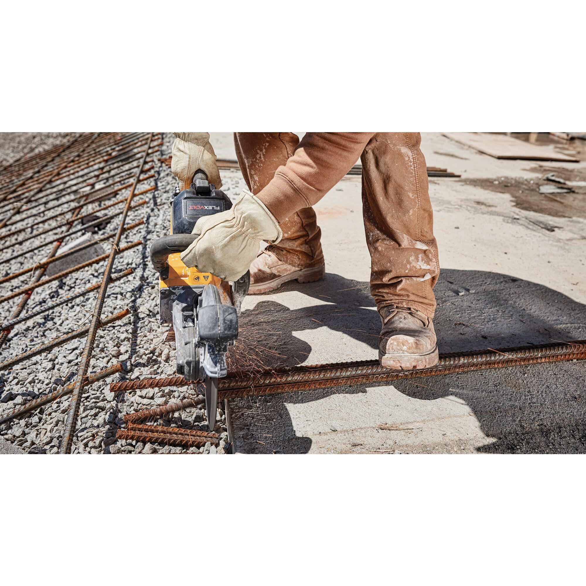 54V XR FLEXVOLT 230mm Cut Off Saw 2 X 9Ah DEWALT