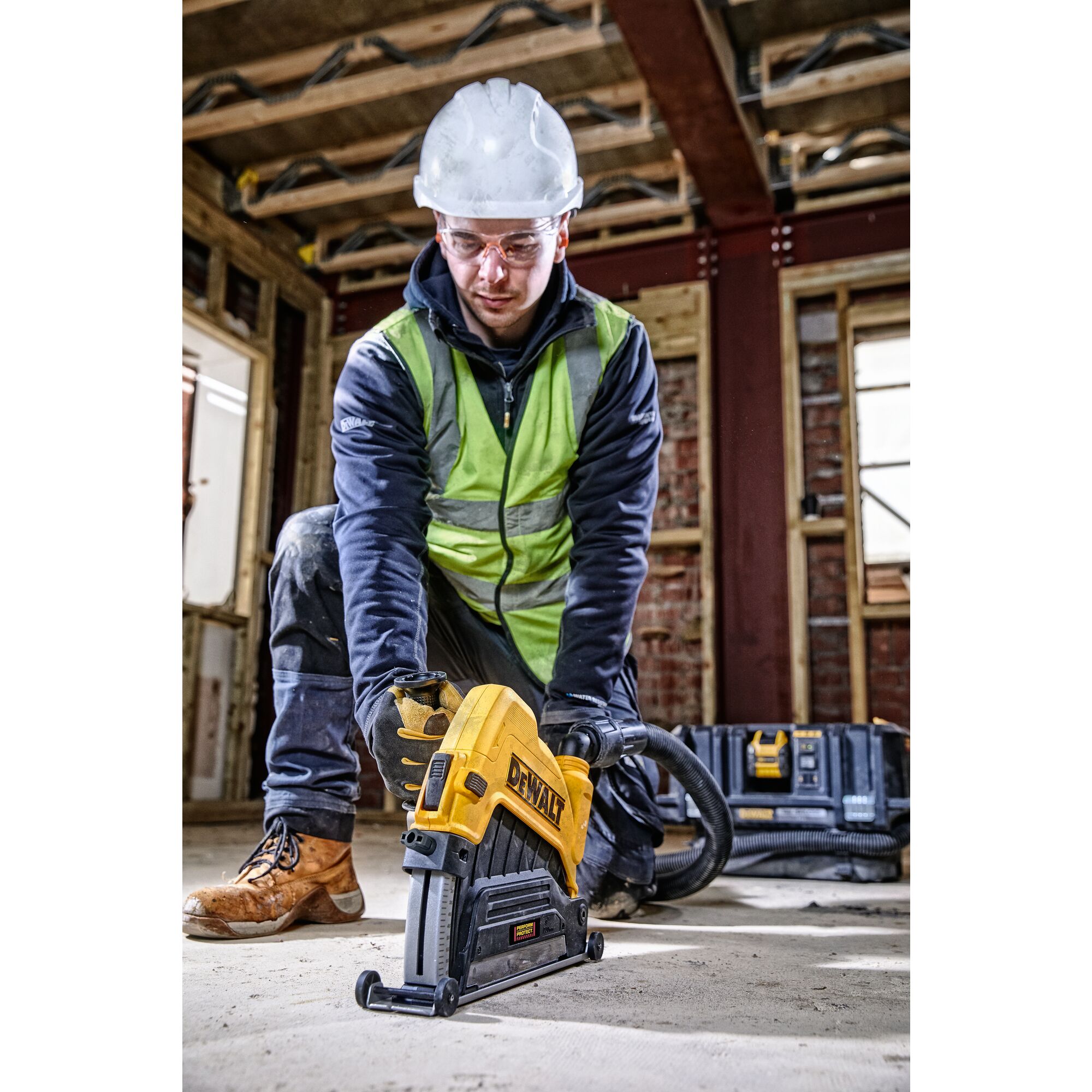 230mm Angle Grinder Concrete Cutting Guard DEWALT